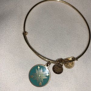 Alex and Ani Arrows of Friendship